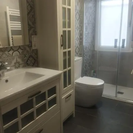 Ferienwohnung Atico 4 Personas Con Terraza Amueblada Y Vistas. Oviédo Exterior foto